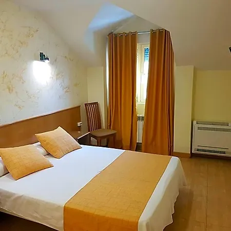Camargo Hotel